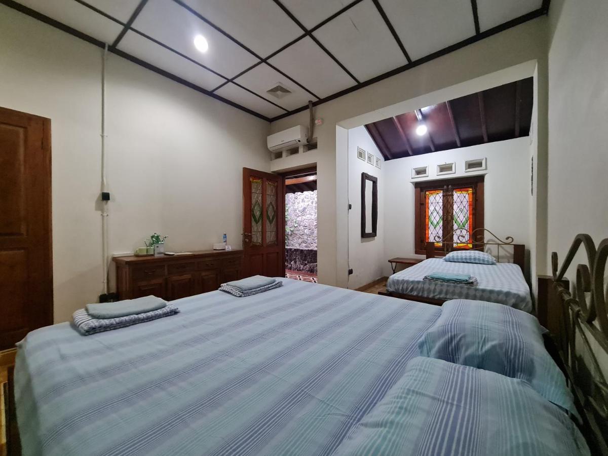 Omah Pitoe Yogya Homestay Yogyakarta Exterior foto