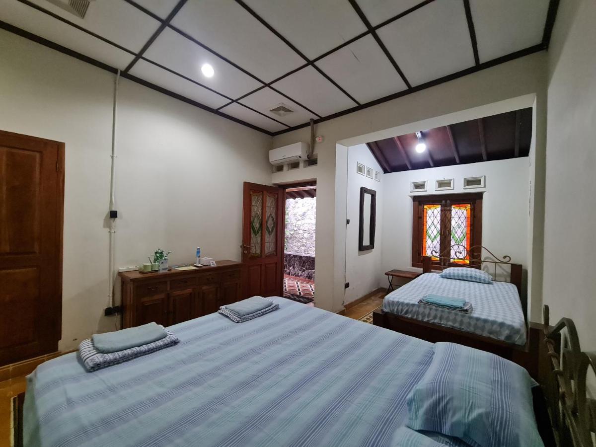 Omah Pitoe Yogya Homestay Yogyakarta Exterior foto