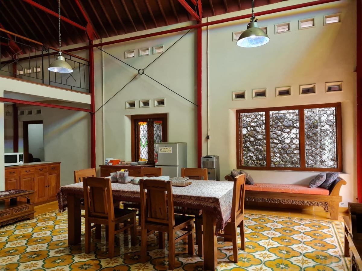 Omah Pitoe Yogya Homestay Yogyakarta Exterior foto