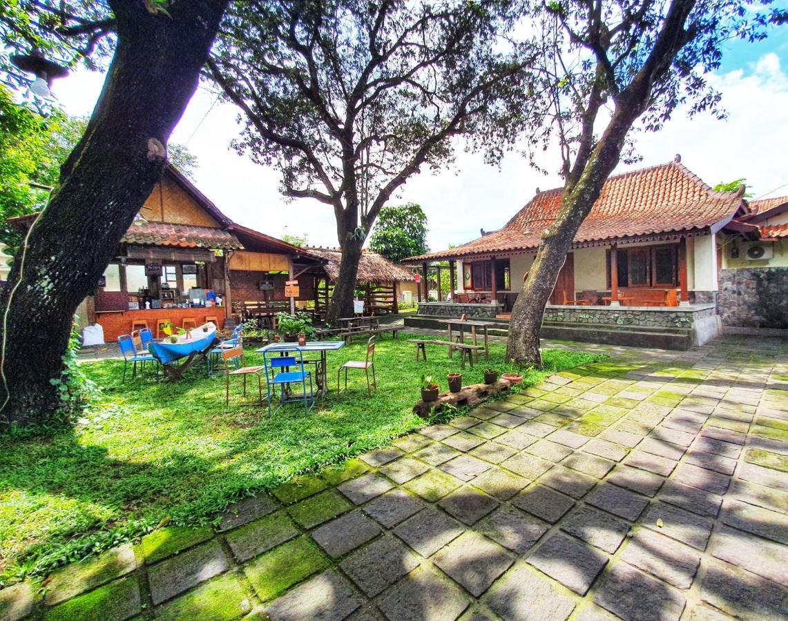 Omah Pitoe Yogya Homestay Yogyakarta Exterior foto